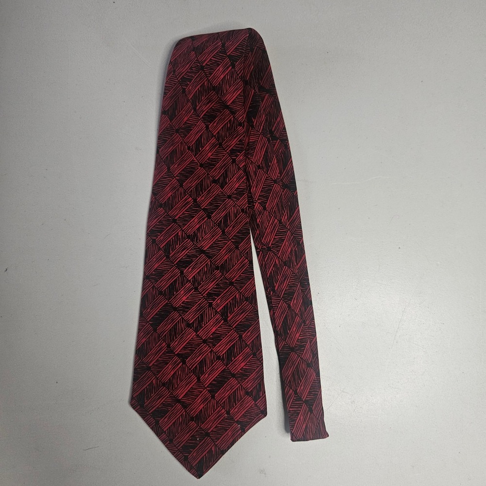 Vintage Christian Dior Monsieur Silk Tie Red Geometric Pattern Made in France 4"